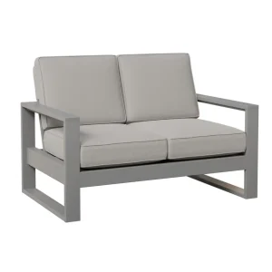 Camden Loveseat by Berlin Gardens